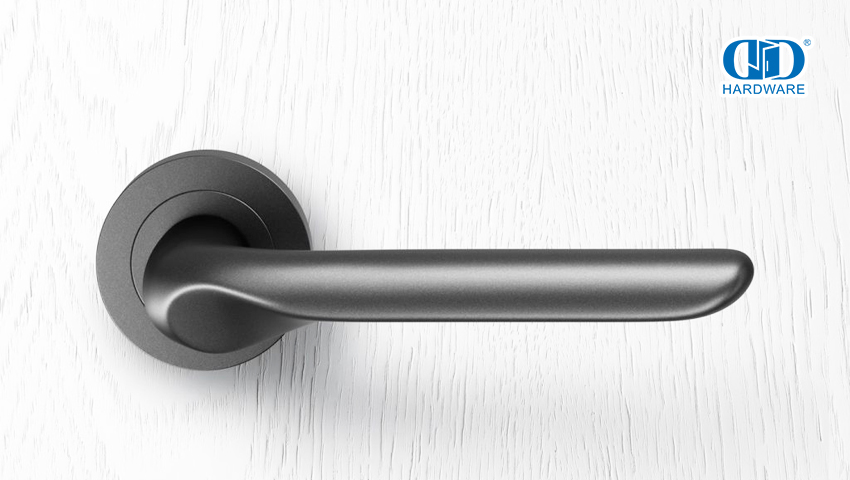 Cómo volver a pintar las manijas de las puertas？