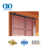 Herrajes para puertas duraderos y resistentes personalizados de acero inoxidable Herrajes para puertas corredizas de granero con riel negro-DDBD042